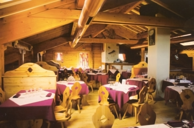 Log_Restaurant_Switzerland_4.jpg